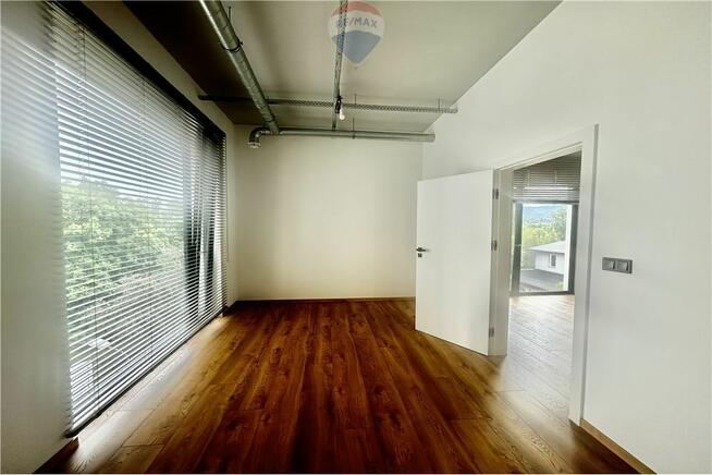 Prestiżowy lokal z garażem podziemnym, centrum