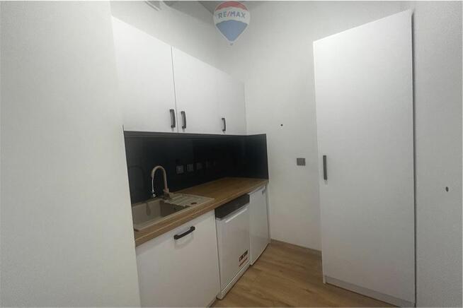 Prestiżowy lokal z garażem podziemnym, centrum