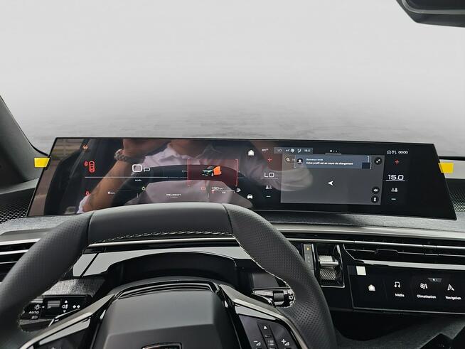 Peugeot 5008 HYBRID 145 KM eDCS-6