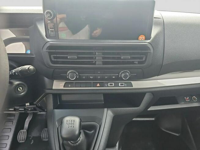 Vivaro Furgon Brygadowy Long 2.0 144 KM MT6 PRZEDŁUŻONA OCHRONA 4 LATA!