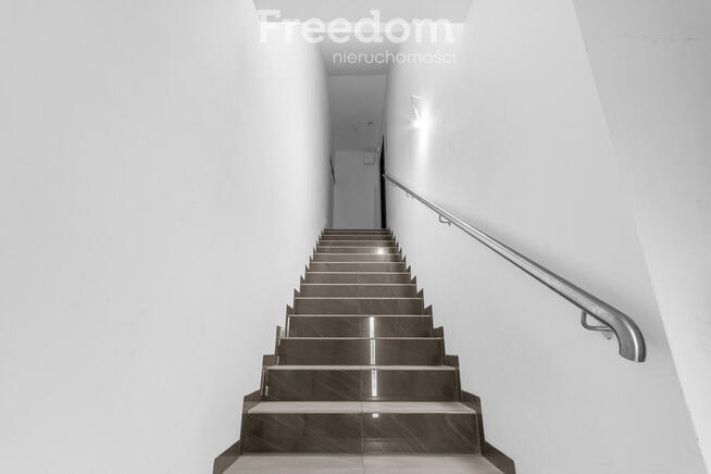 Kobyłka Grabicz, 159 m², 6 pokoi, bezczynszowe