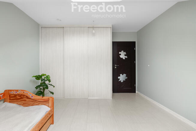 Kobyłka Grabicz, 159 m², 6 pokoi, bezczynszowe