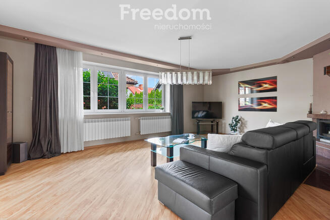 Dom wolnostojący 236m2 Kobyłka ul. Telimeny