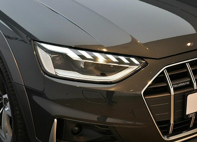 Audi A4 Allroad 40TDI Quattro Stronic VirtuaPlusl Matrix Nav Kamera HeadUp TempomatACC