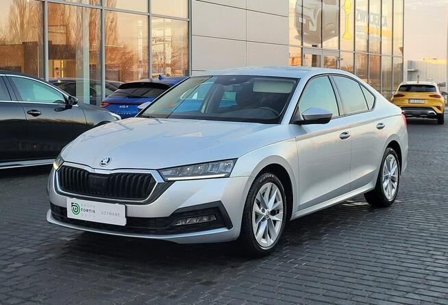 Škoda Octavia fv23%/automat dsg/benzyna/150KM/ keyless/ grzane fotele/el klapa/kamera cofania