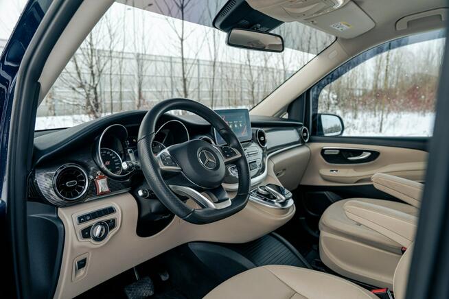 Mercedes V250d, Avangarde, Salon PL