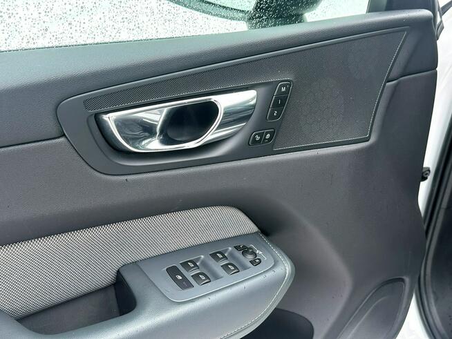 Volvo XC 60 D4 R-Design aut, Salon PL! 1 właściciel! FV!