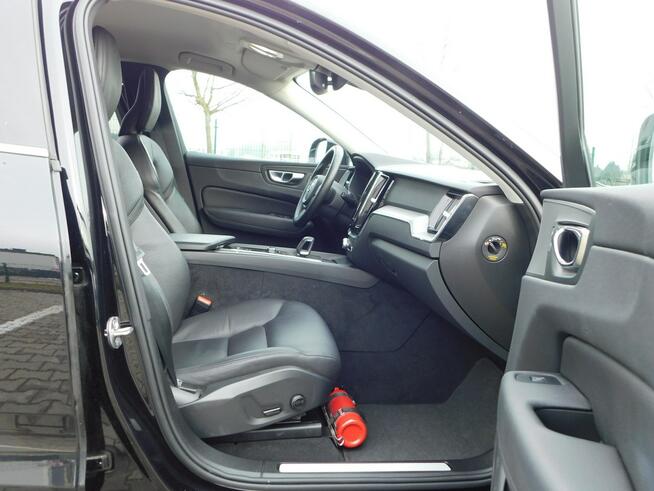 Volvo XC 60 z Gwarancją Bezwypadkowy Model 2022r