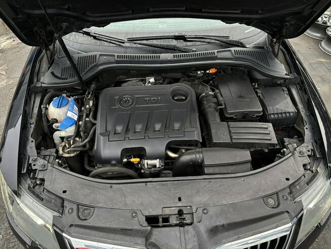 Superb 2.0 TDI 140km Exclusiv DSG navi BIXENON pamięć foteli HAK 2015