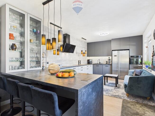 Duży Dom wolnostojący w Chwaszczynie