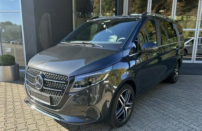 Mercedes V 300 AVANTGARDE ekstradługa Rabat: 58 450zł Dostępne różne wersje i kolory!