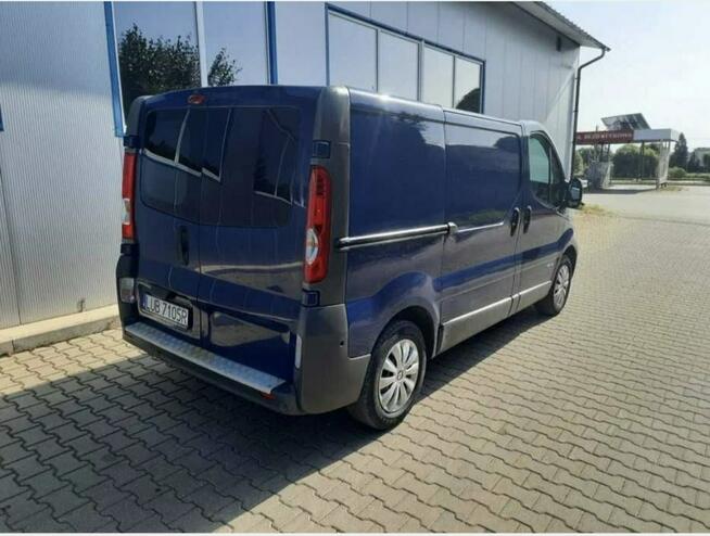 Renault Trafic 2.0 diesel po lifcie klimatyzacja ważne opłaty