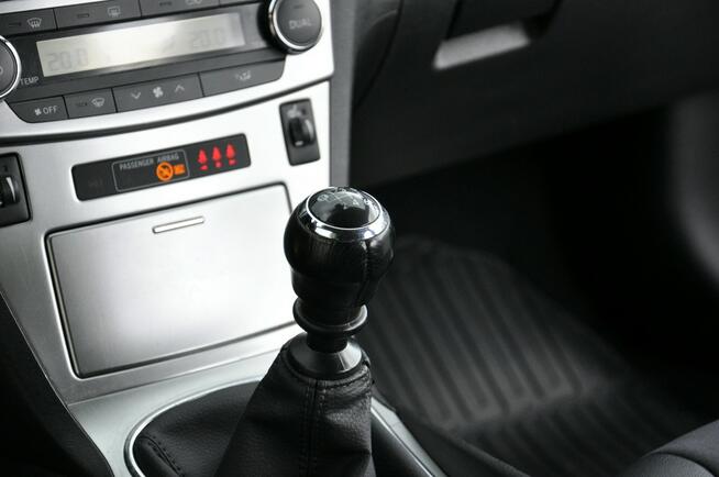 Toyota Avensis 1,8VVTi 147KM Executive/Navi/Alkantara/Alufelgi/Kamera/Ledy/PółSkóry