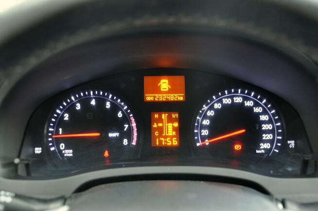 Toyota Avensis 1,8VVTi 147KM Executive/Navi/Alkantara/Alufelgi/Kamera/Ledy/PółSkóry