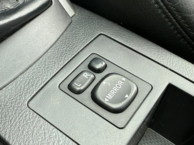 Toyota RAV-4 2.2D4D 136KM 4x4 Executive/Serwis/Skóry/Alufelgi16