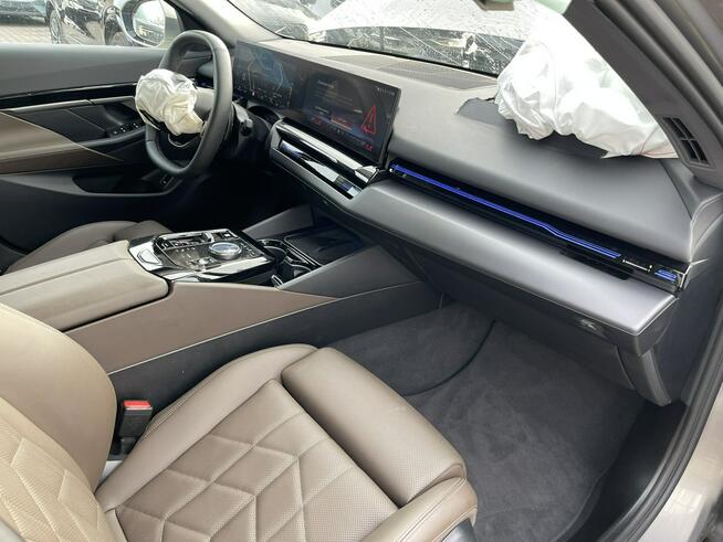 BMW 520 XDrive Automat Skóra Kamera Podgrzewanie 197KM