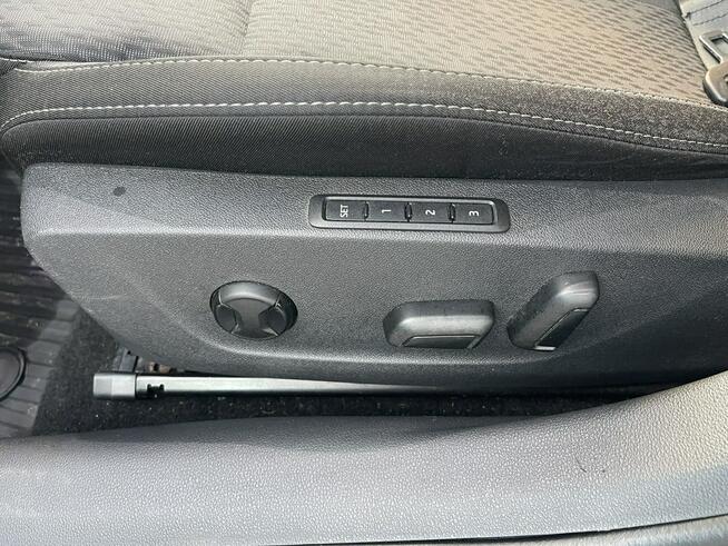 Škoda Octavia 4x4 Automat Klimatronik Podgrzewanie Virtual 200KM