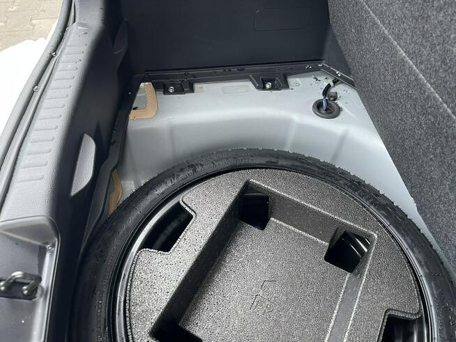 Toyota Yaris Hybryda Automat Kamera Tempomat 116KM