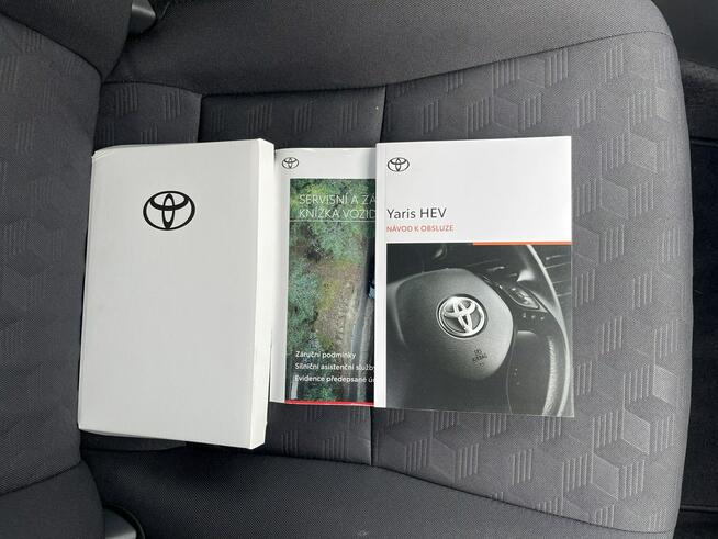 Toyota Yaris Hybryda Automat Kamera Tempomat 116KM