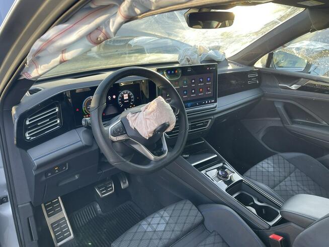 Volkswagen Tiguan R-Line eHybrid Automat Klimatronik Kamera Virtual 204KM