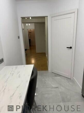 4-pokojowe mieszkanie na Woli