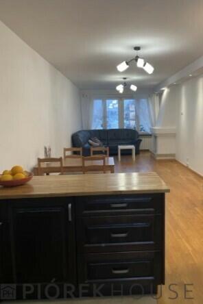 Dwupoziomowe mieszkanie na Ochocie