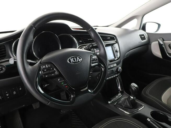 Kia Cee'd Dream-Team navi kamera grzane fotele tempomat
