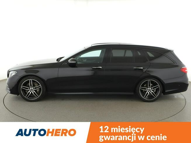 Mercedes E 220 FV-23% AMG-Line Automat Panorama Navi Kamera cofania Klimatyzacja Pod