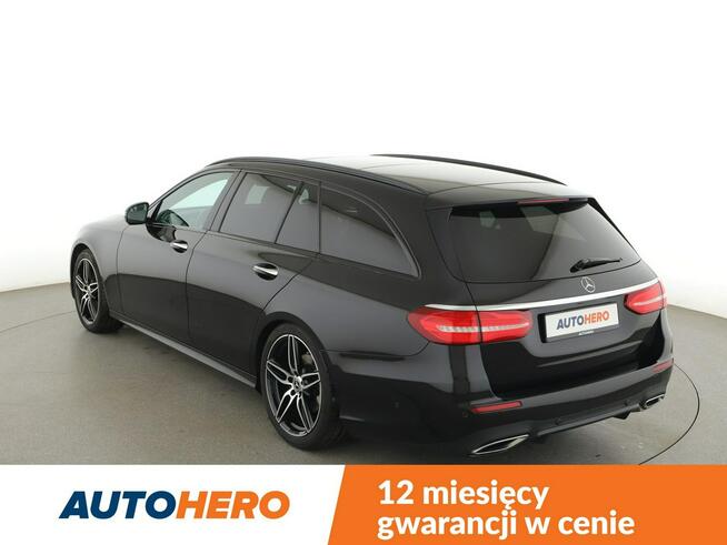 Mercedes E 220 FV-23% AMG-Line Automat Panorama Navi Kamera cofania Klimatyzacja Pod