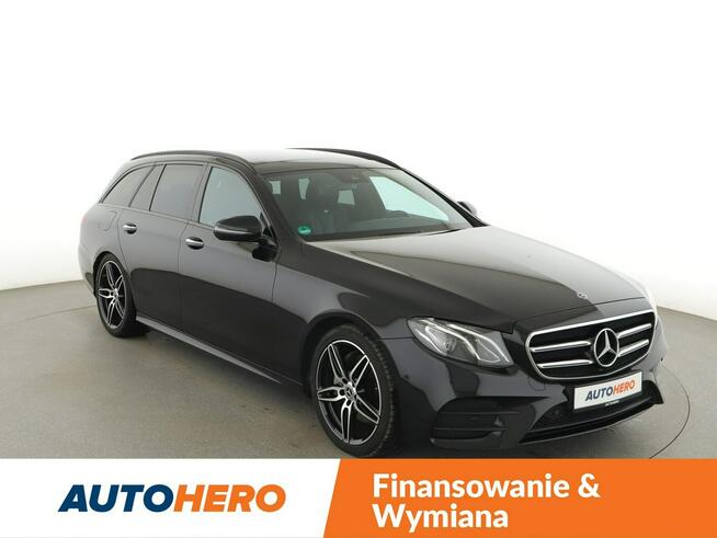 Mercedes E 220 FV-23% AMG-Line Automat Panorama Navi Kamera cofania Klimatyzacja Pod
