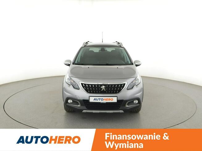 Peugeot 2008 1.2 Automat Crossway Panorama Navi Tempomat Alcantara Kamera LED