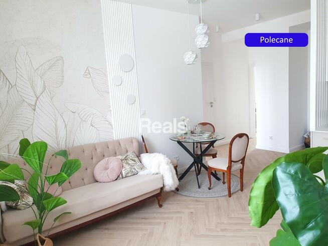 TAM, GDZIE SŁOŃCE WSTAJE I ZACHODZI