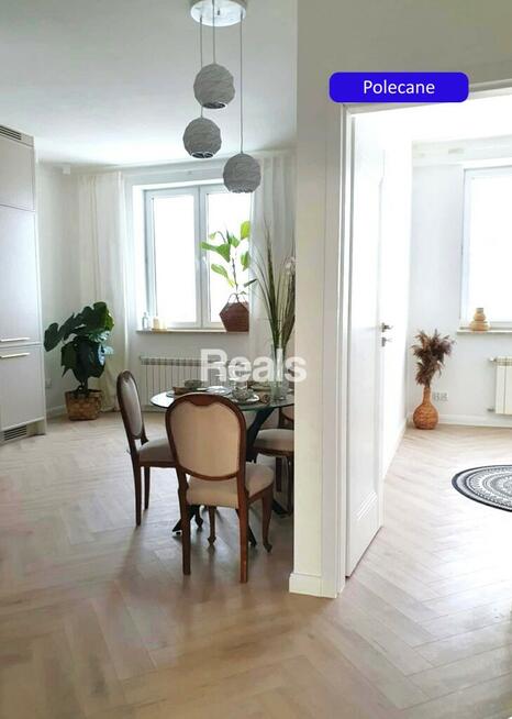 TAM, GDZIE SŁOŃCE WSTAJE I ZACHODZI