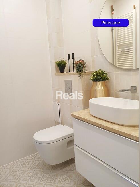 TAM, GDZIE SŁOŃCE WSTAJE I ZACHODZI