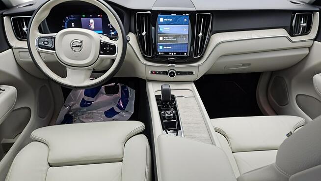 Volvo XC 60 B4 B Plus Bright aut ! Z Polskiego Salonu ! Faktura VAT !