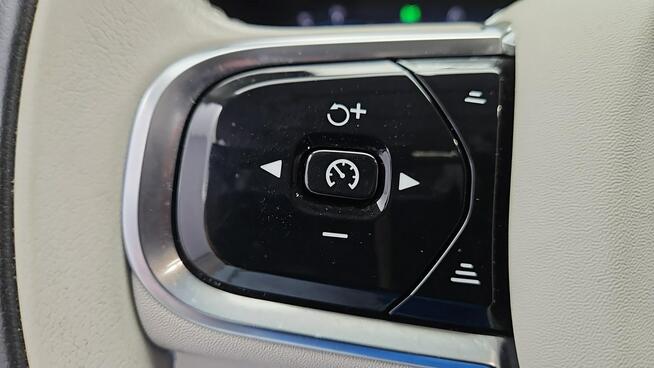 Volvo XC 60 B4 B Plus Bright aut ! Z Polskiego Salonu ! Faktura VAT !