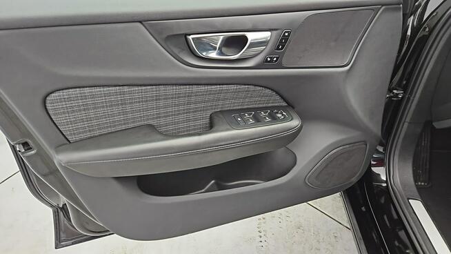 Volvo V60 B3 B Core aut ! Z Polskiego Salonu ! Faktura VAT !