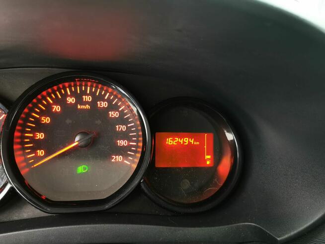 Van Facelifting 1.6 SCe LPG 100KM, Salon Polska, Bezwypadko