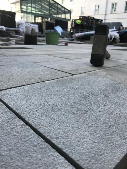 ALTANY, GRILLE, WĘDZARNIE, PODŁOŻA, SCHODY, MURY, KOMINKI