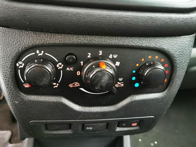 Van Facelifting 1.6 SCe LPG 100KM, Salon Polska, Bezwypadko