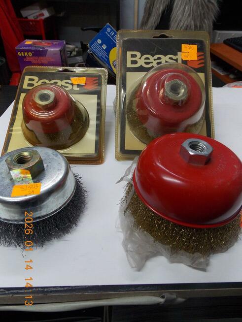 SZCZOTKA DOCZOŁOWA Z GWINTEM M14