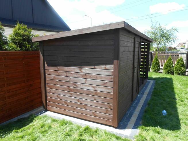 Drewutnia ze schowkiem domek