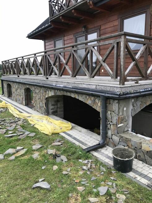 ALTANY, GRILLE, WĘDZARNIE, PODŁOŻA, SCHODY, MURY, KOMINKI