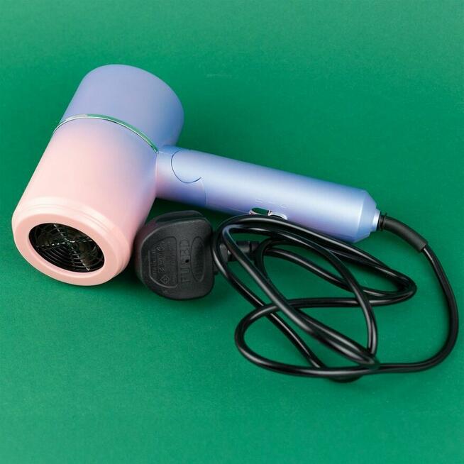 Składana suszarka do włosów podróżna kompaktowa