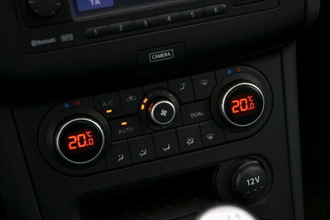 Nissan Qashqai 2.0 MPI Panorama Klimatronik Tempomat KAM360