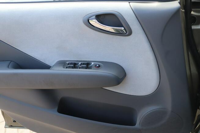 Volkswagen Touran klimatronic, 6-bieg,tempomat,zarejestrowany