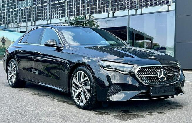 Mercedes E 220 d 4MATIC Sedan, rabat: 65 207 zł, dostępne różne wersje i kolory !