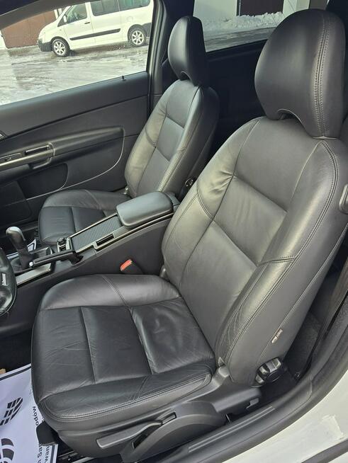 Volvo C30 1,6HDI Skóry.Navi.R-Design.Parktronic.Xenony.Ledy.Parktronic.Serwis