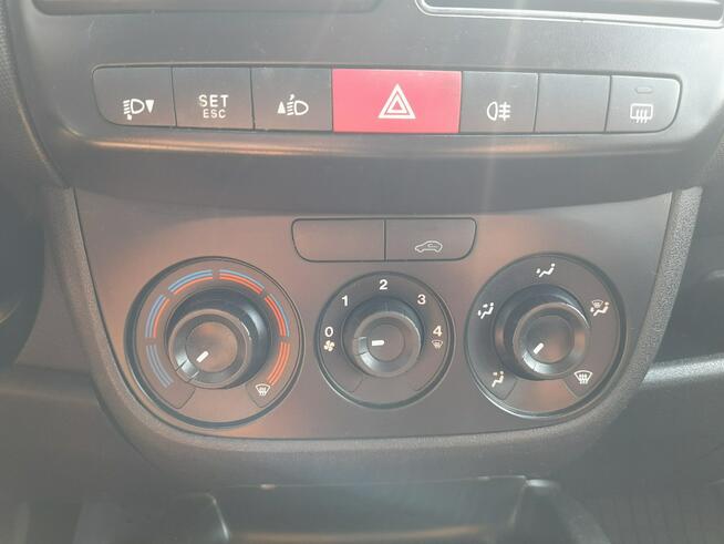 Opel Combo Chłodnia 15°C do 25°C zarejestrowana i ubezpieczona.