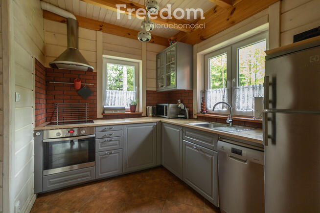 Wyjątkowy dom nad jeziorem Dąbrowa Wielka, Samin